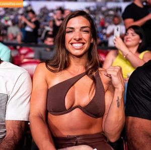 mackenziedern photo #0011