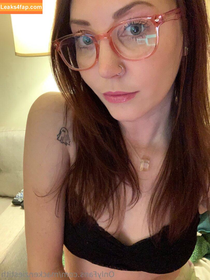 mackenziestith /  leaked photo photo #0091