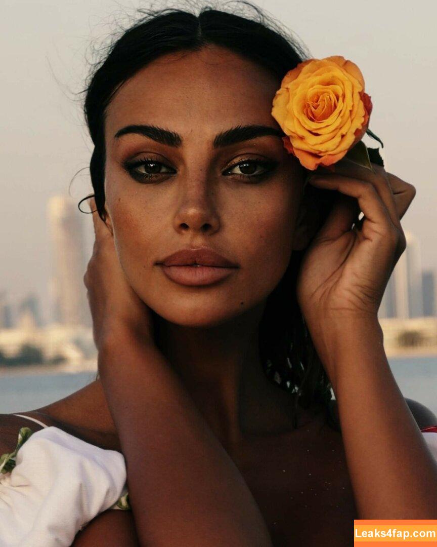 Madalina Diana Ghenea / officialmadalinaghenea leaked photo photo #0054