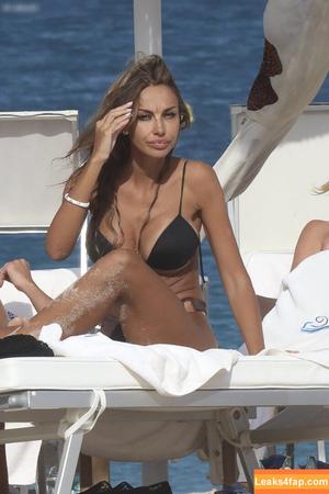 Madalina Diana Ghenea photo #0127