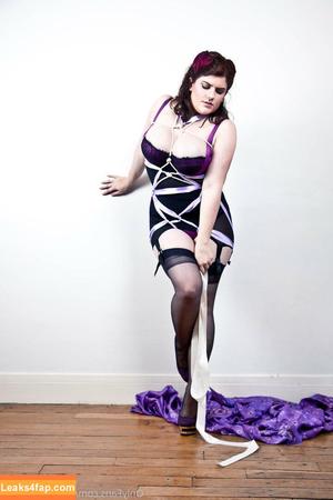 madame_cherie photo #0180