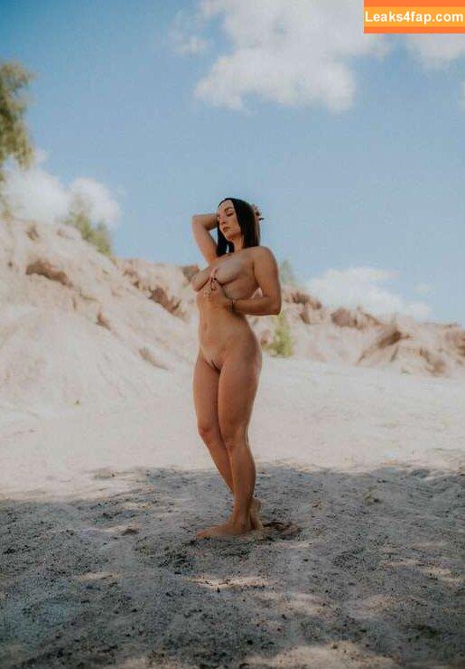 Madamemoiselle_michele / Mademoiselle_Michele / cherie_lpz leaked photo photo #0040