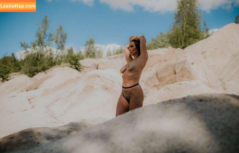 Madamemoiselle_michele / Mademoiselle_Michele / cherie_lpz leaked photo photo #0044
