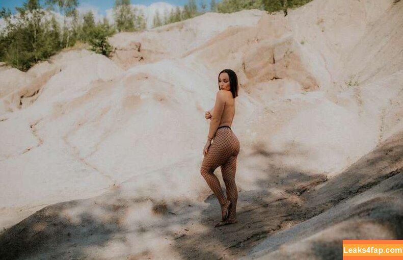Madamemoiselle_michele / Mademoiselle_Michele / cherie_lpz leaked photo photo #0047
