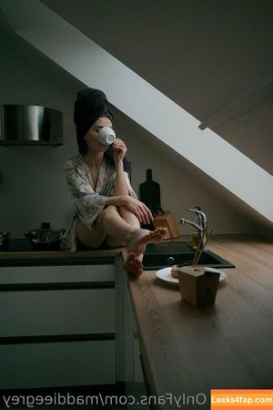 Maddie Grey photo #0232