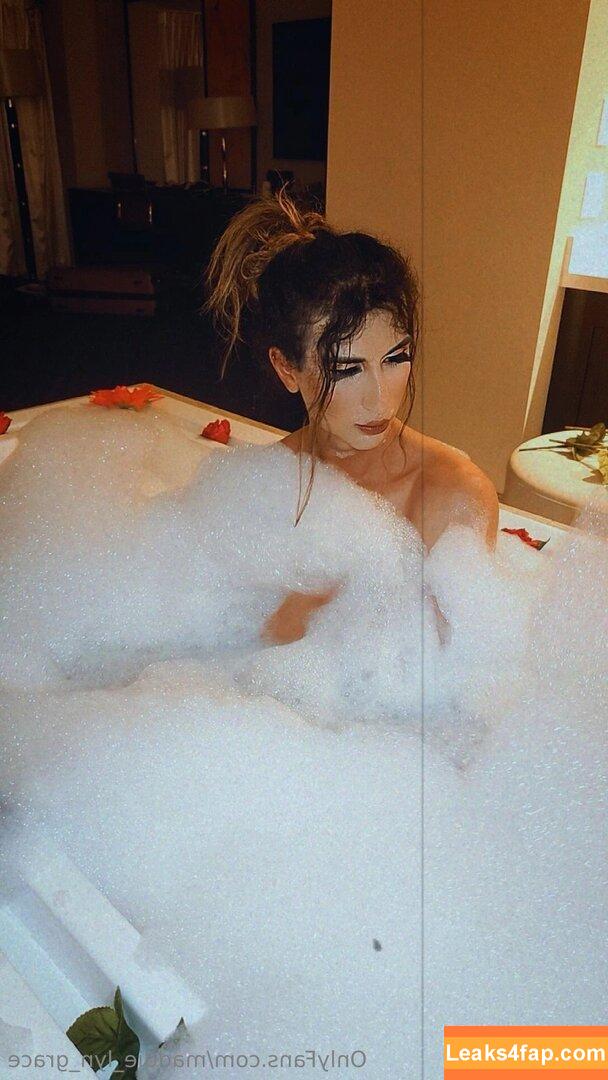 maddie_lyn_grace /  leaked photo photo #0061