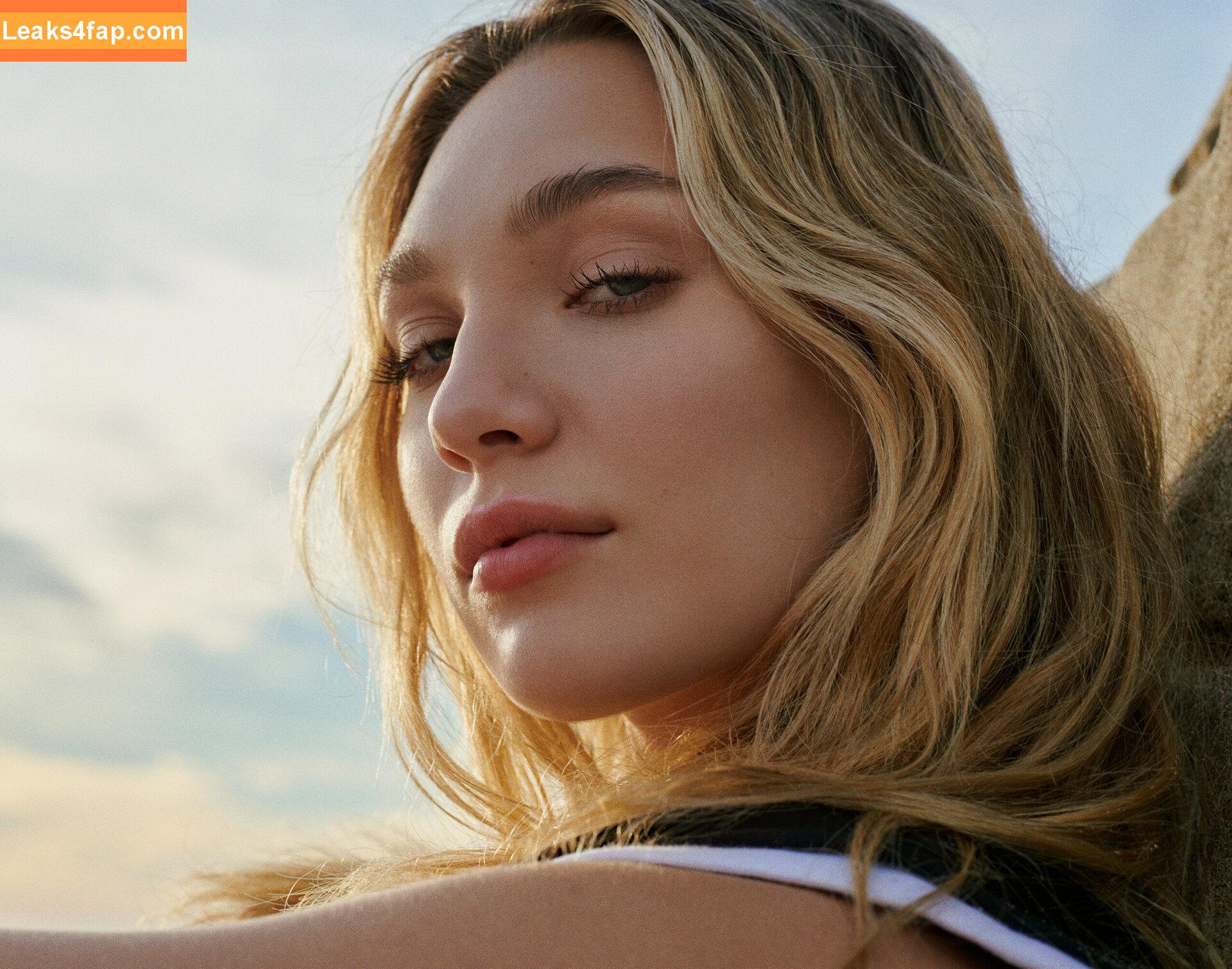 Maddie Ziegler / maddieziegler leaked photo photo #0172