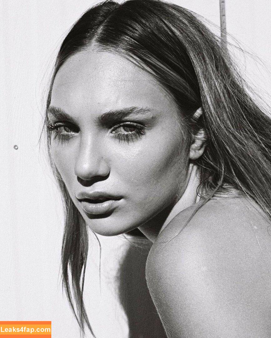Maddie Ziegler / maddieziegler слитое фото фото #0184