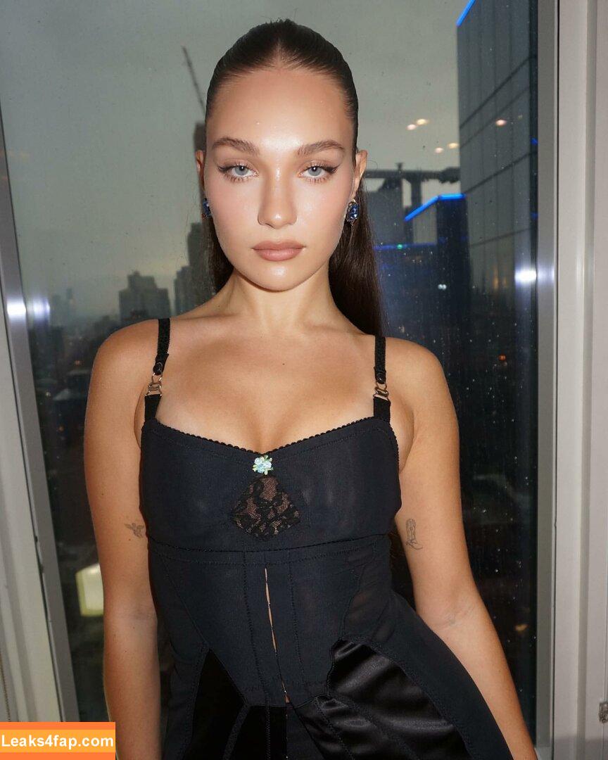 Maddie Ziegler / maddieziegler leaked photo photo #0633