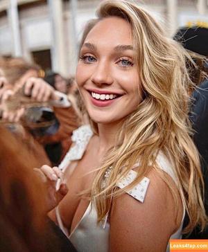 Maddie Ziegler photo #0700