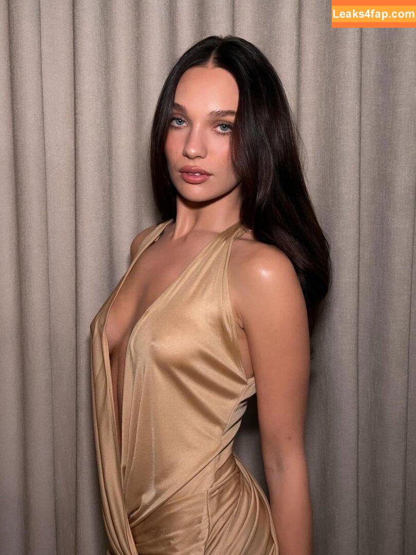 Maddie Ziegler / https: / maddieziegler leaked photo photo #1362