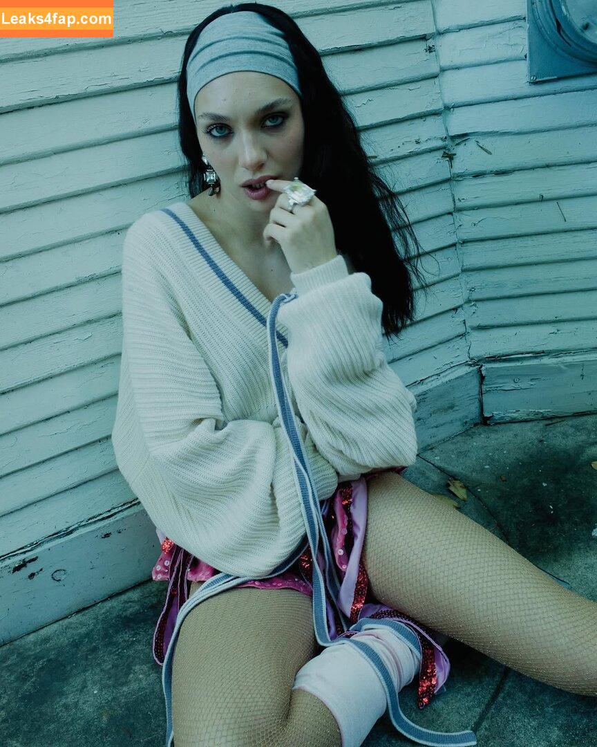 Maddie Ziegler / https: / maddieziegler leaked photo photo #1461