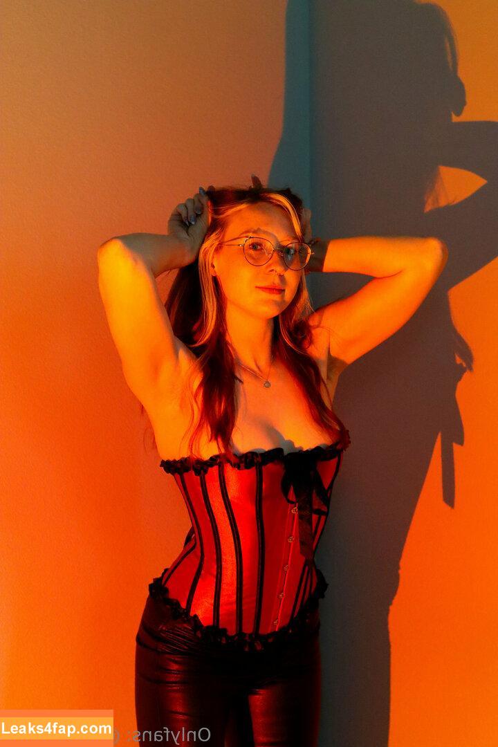 maddikitti / meowdikat leaked photo photo #0009