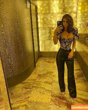 Maddy Cheary photo #0021