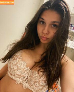 Maddy Mahmoudi photo #0001