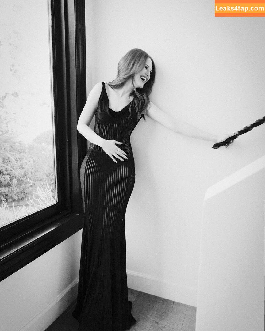 Madelaine Petsch / madelame слитое фото фото #0275