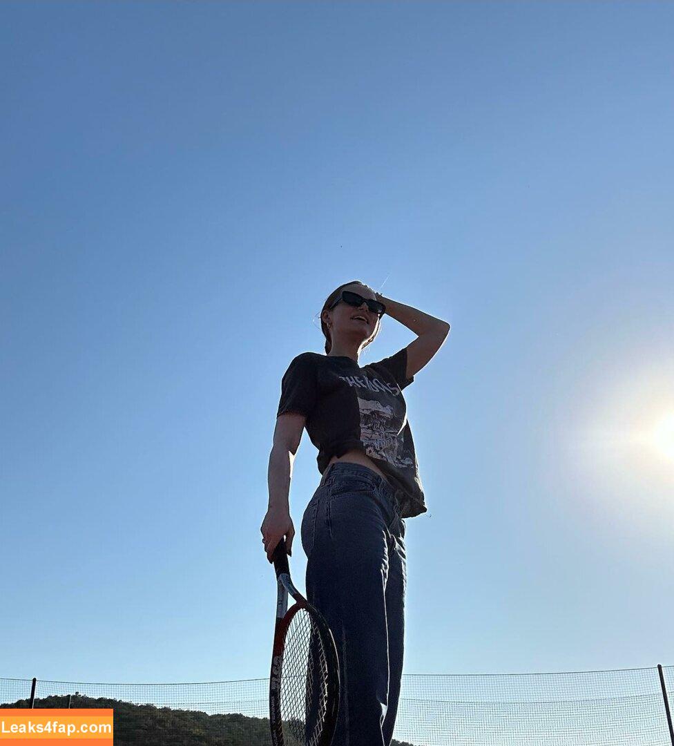 Madelaine Petsch / madelame слитое фото фото #0285