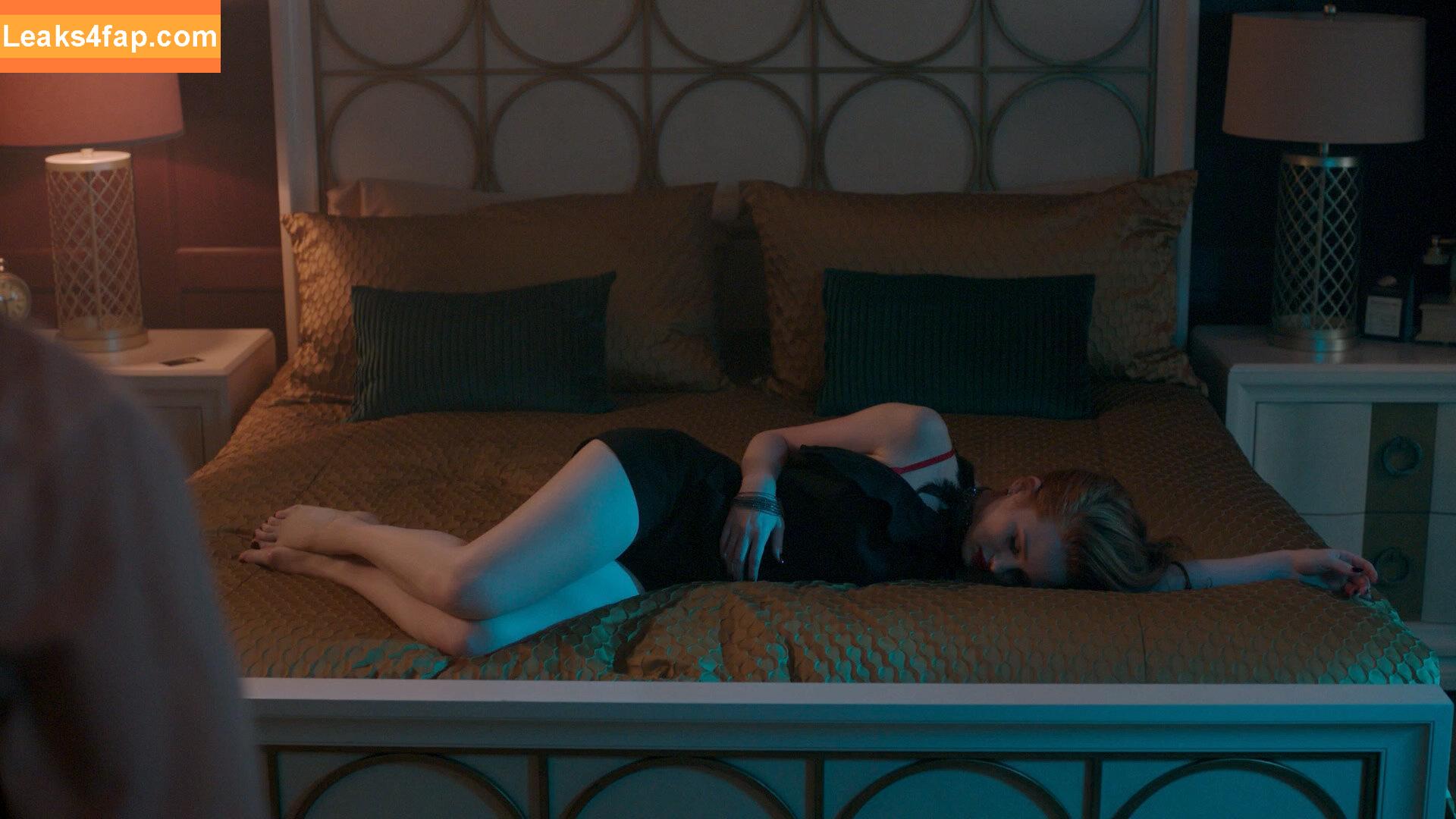 Madelaine Petsch / madelame leaked photo photo #0412