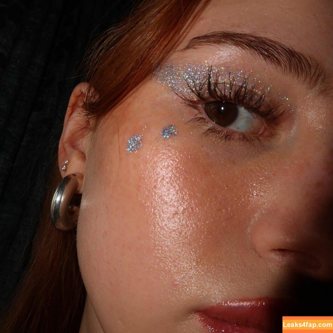 Madelaine Petsch / madelame слитое фото фото #0624