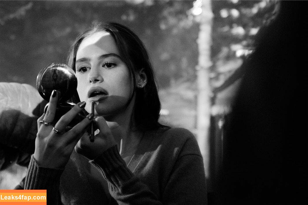 Madelaine Petsch / madelame слитое фото фото #0830