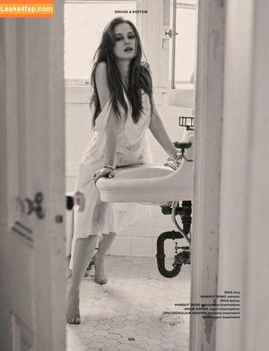 Madelaine Petsch photo #0152