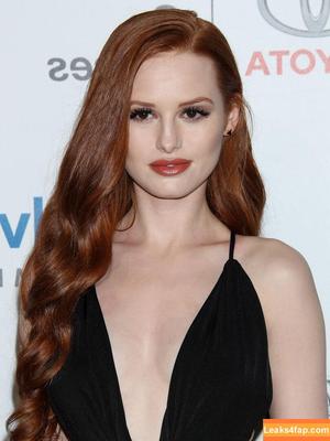 Madelaine Petsch photo #0243