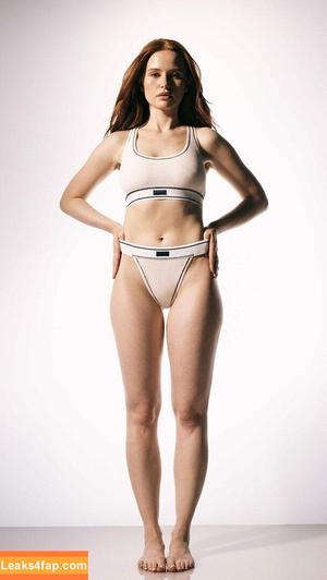 Madelaine Petsch фото #0350