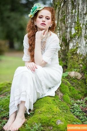 Madelaine Petsch фото #0416