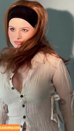 Madelaine Petsch фото #0475