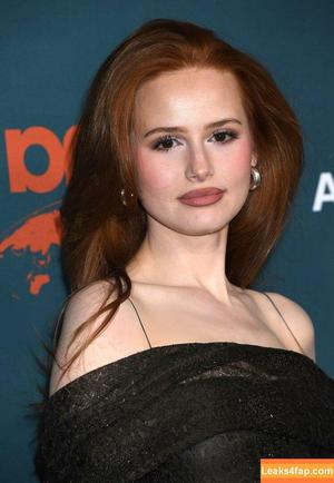 Madelaine Petsch фото #0521