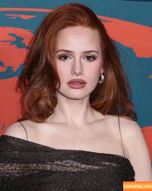 Madelaine Petsch фото #0529