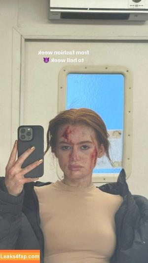 Madelaine Petsch photo #0572