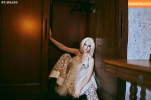 Madelaine Petsch фото #0725