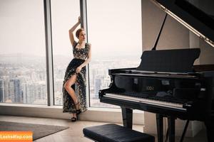 Madelaine Petsch фото #0766