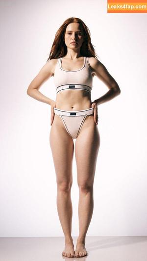 Madelaine Petsch фото #0781