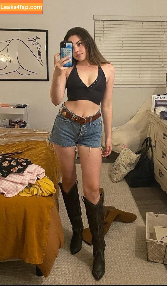 Madeleine Byrne / madeleinebyrnee leaked photo photo #0054