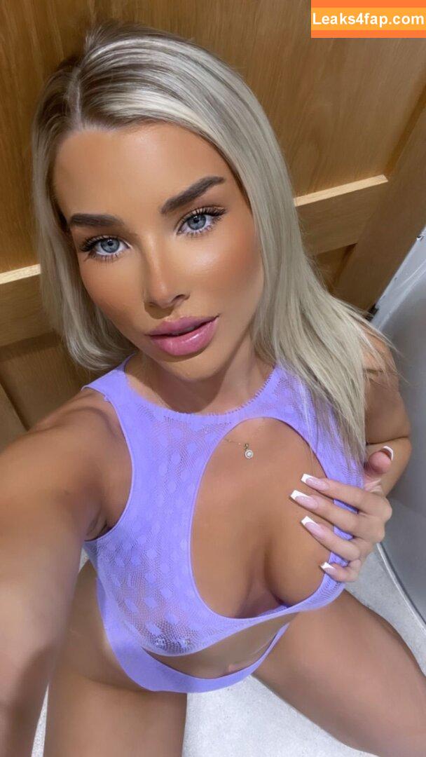 Madelene W /  leaked photo photo #0016