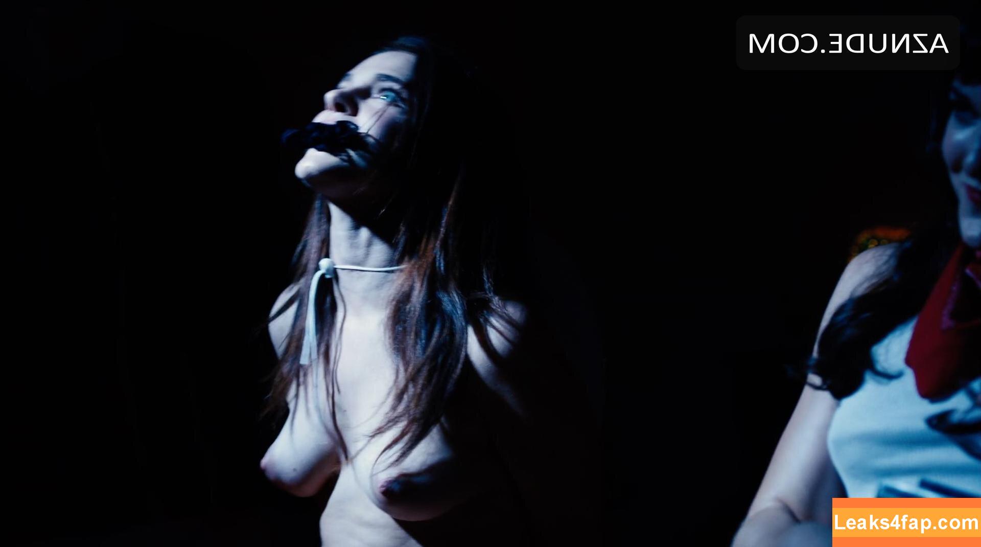 Madeline Brewer / madbrew / mrsblondebrewer leaked photo photo #0078