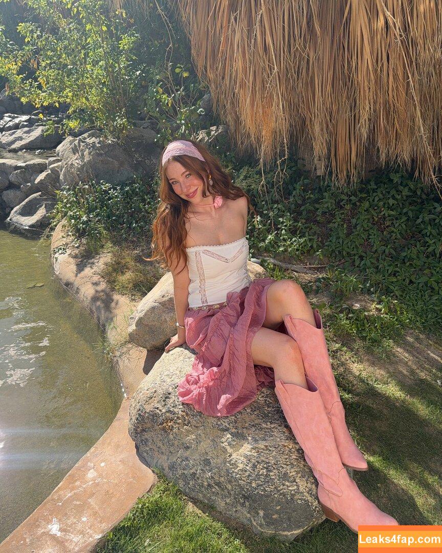Madeline Ford / madelineaford слитое фото фото #0238