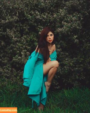 Madeline Jannethe photo #0008