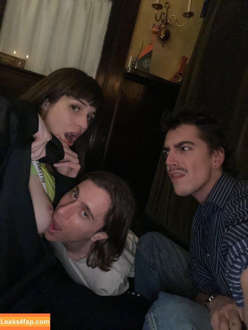 Madeline Quinn / maddiequinn / madelimequinn leaked photo photo #0013