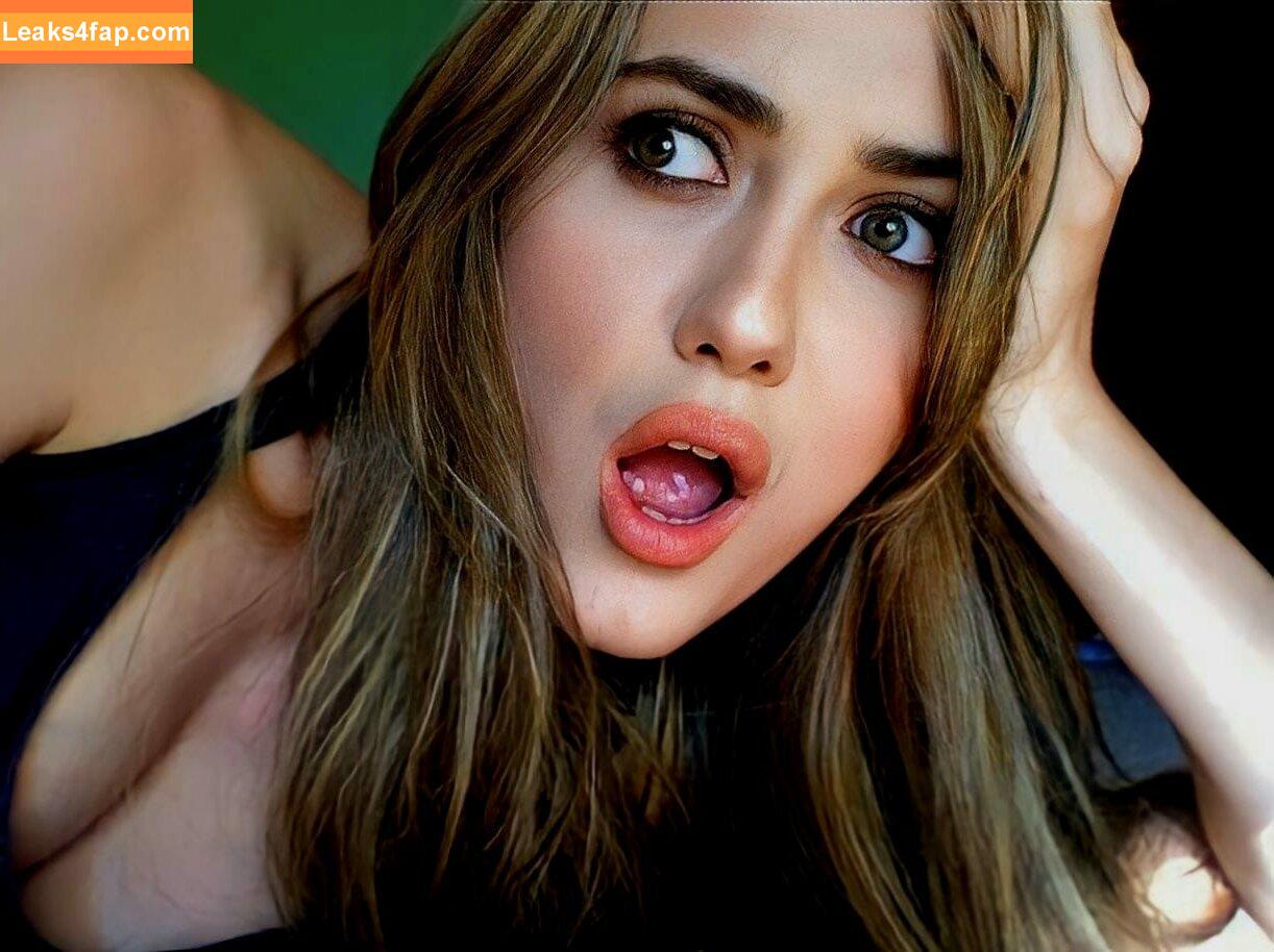 Madeline Zima / zimasile leaked photo photo #0008