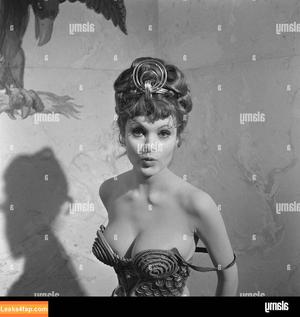 Madelinesmith photo #0015