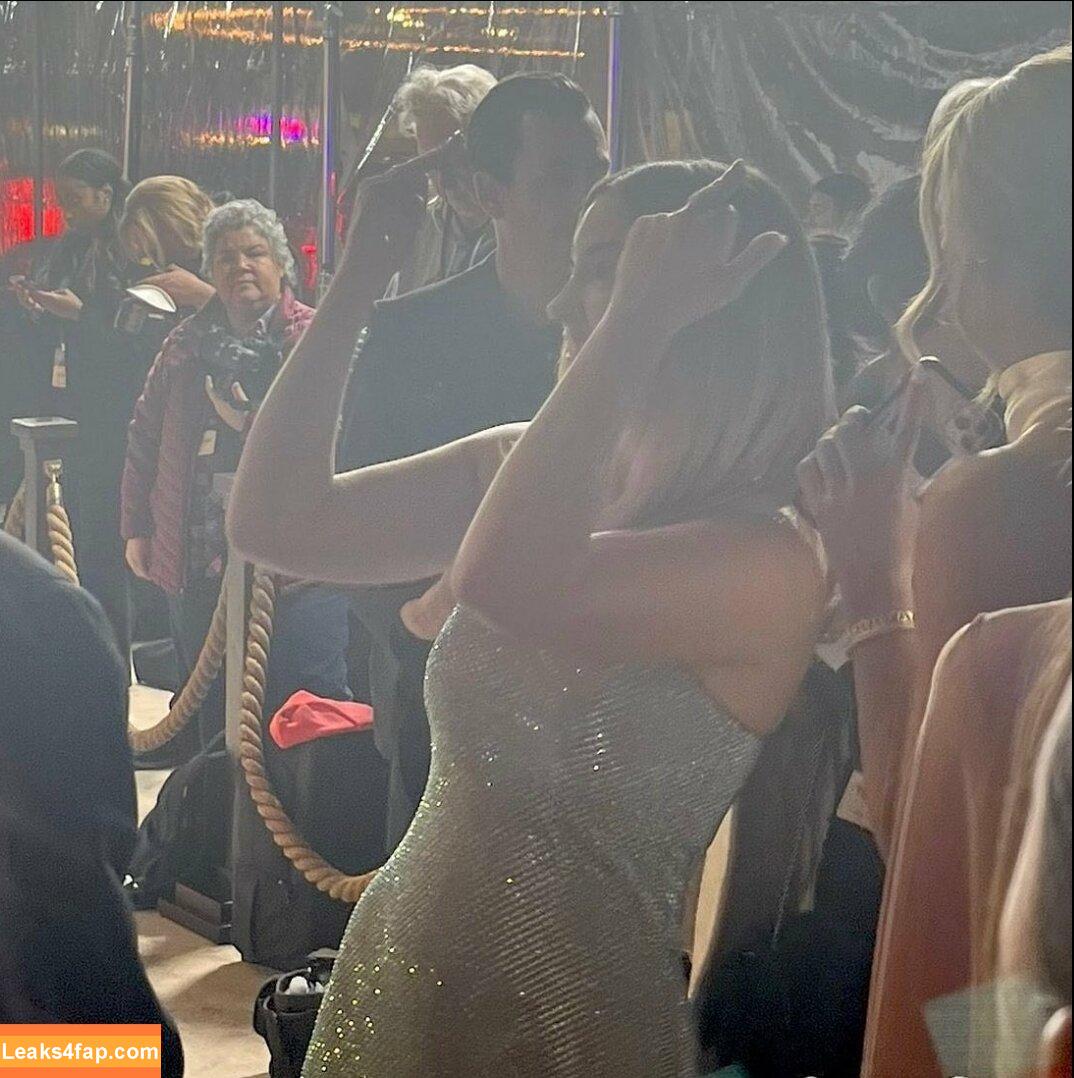 Madelyn Cline / madelyncline leaked photo photo #0062