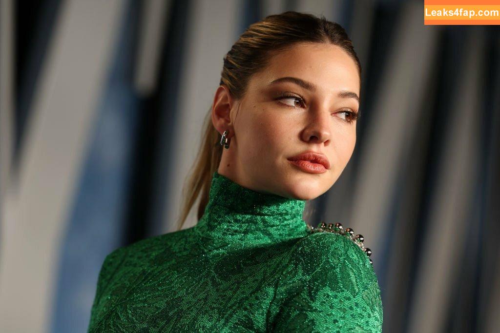 Madelyn Cline / madelyncline leaked photo photo #0108