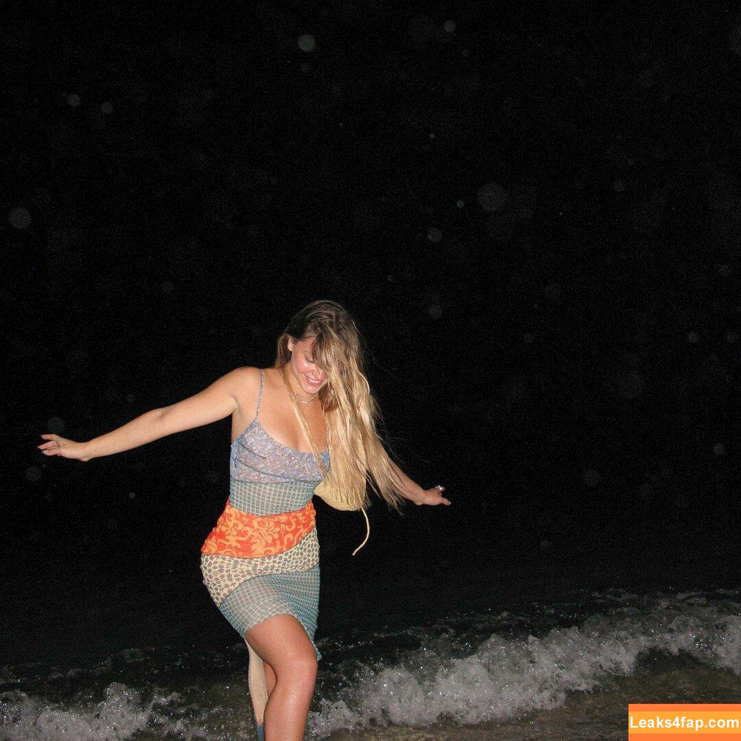 Madelyn Cline / madelyncline leaked photo photo #0197