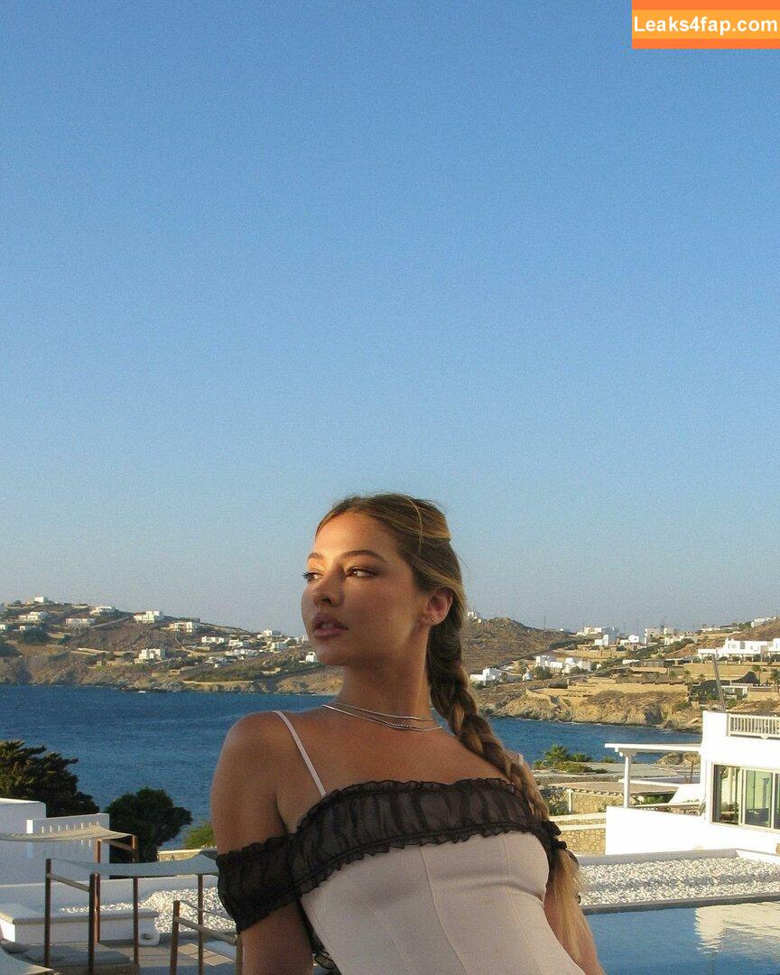 Madelyn Cline / madelyncline leaked photo photo #0206