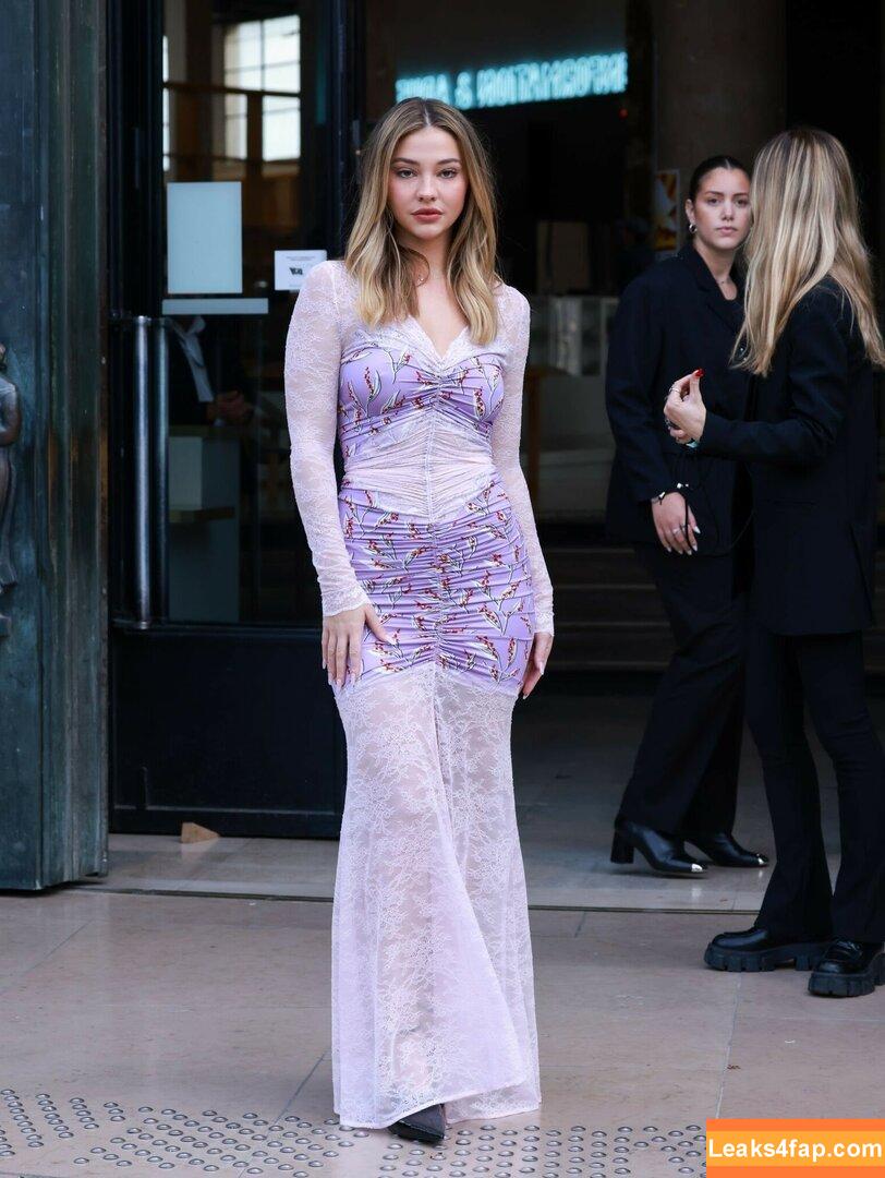 Madelyn Cline / madelyncline leaked photo photo #0246