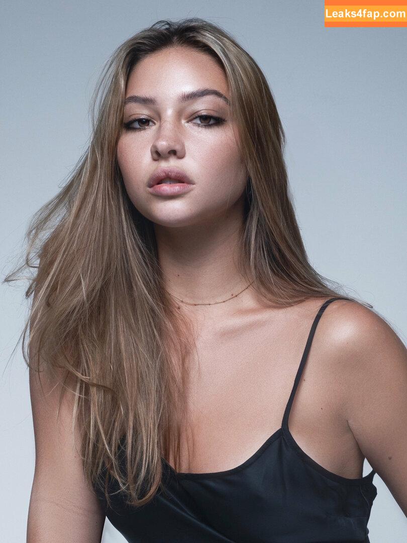 Madelyn Cline / madelyncline слитое фото фото #0308