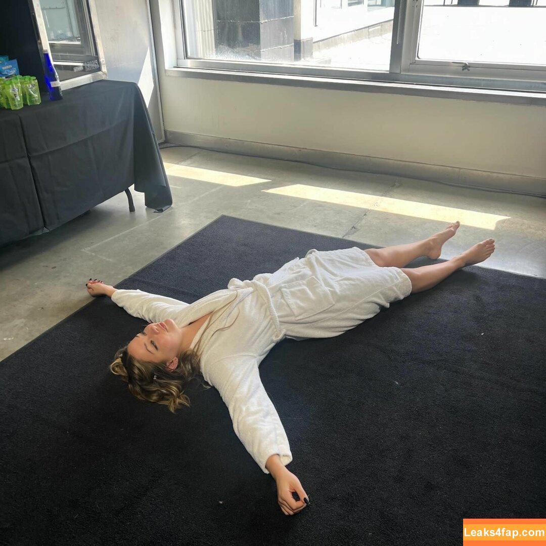 Madelyn Cline / madelyncline leaked photo photo #0373